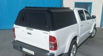 Hard Top Metálico Toyota Hilux Revo/Rocco con ventanas abatibles
